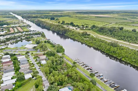 8897 Sw Fishermans Wharf Drive Stuart FL 34997
