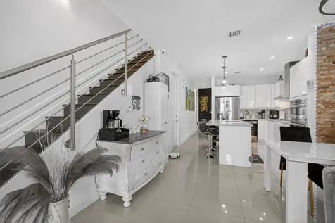 10225 NW 63rd Terrace Doral FL 33178