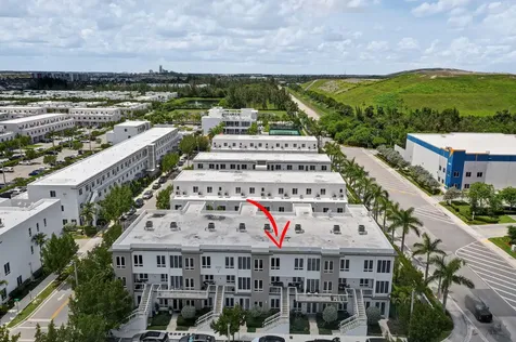 10225 NW 63rd Terrace Doral FL 33178