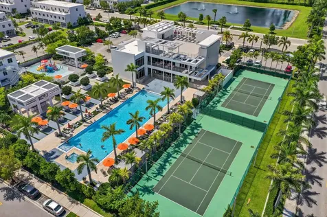 10225 NW 63rd Terrace Doral FL 33178