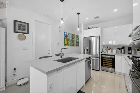 10225 NW 63rd Terrace Doral FL 33178