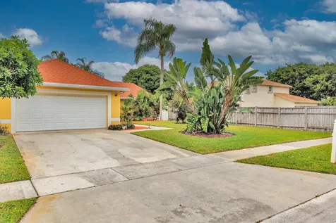 9066 Parragon Way Boynton Beach FL 33472