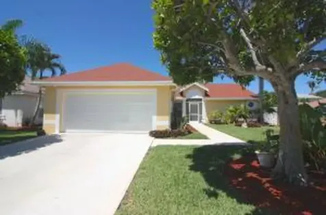 9066 Parragon Way Boynton Beach FL 33472