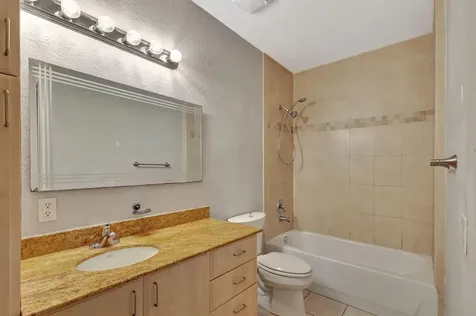 1620 Presidential Way West Palm Beach FL 33401