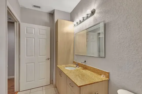 1620 Presidential Way West Palm Beach FL 33401