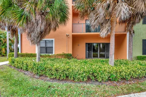 1620 Presidential Way West Palm Beach FL 33401