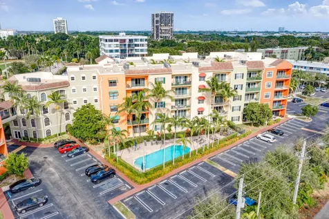 1620 Presidential Way West Palm Beach FL 33401