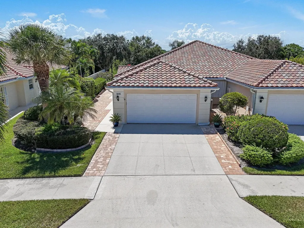 8256 Se Paurotis Lane Hobe Sound FL 33455