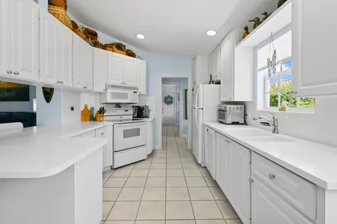 8256 Se Paurotis Lane Hobe Sound FL 33455