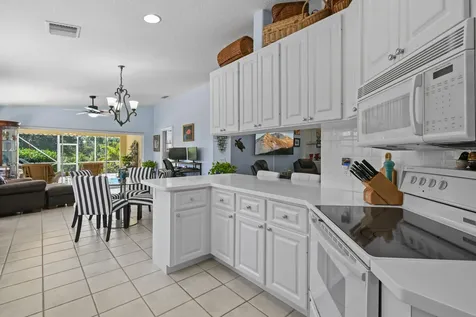 8256 Se Paurotis Lane Hobe Sound FL 33455