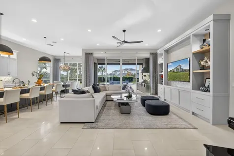 9261 Coral Isles Circle Palm Beach Gardens FL 33412