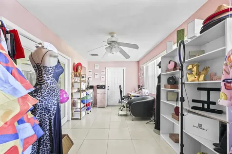 237 SW 5th Avenue Boynton Beach FL 33435