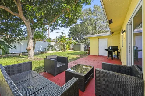 237 SW 5th Avenue Boynton Beach FL 33435