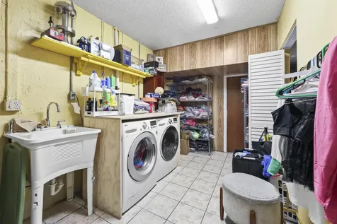 237 SW 5th Avenue Boynton Beach FL 33435