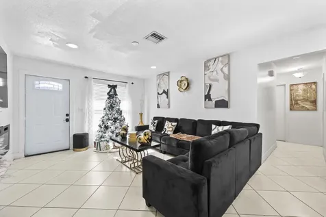 237 SW 5th Avenue Boynton Beach FL 33435