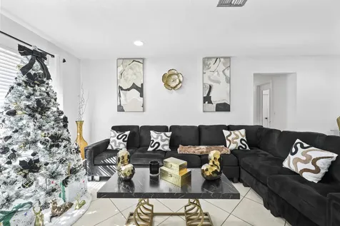 237 SW 5th Avenue Boynton Beach FL 33435
