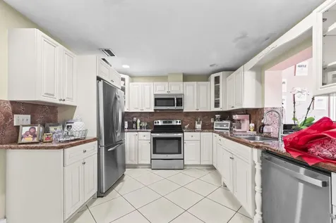 237 SW 5th Avenue Boynton Beach FL 33435