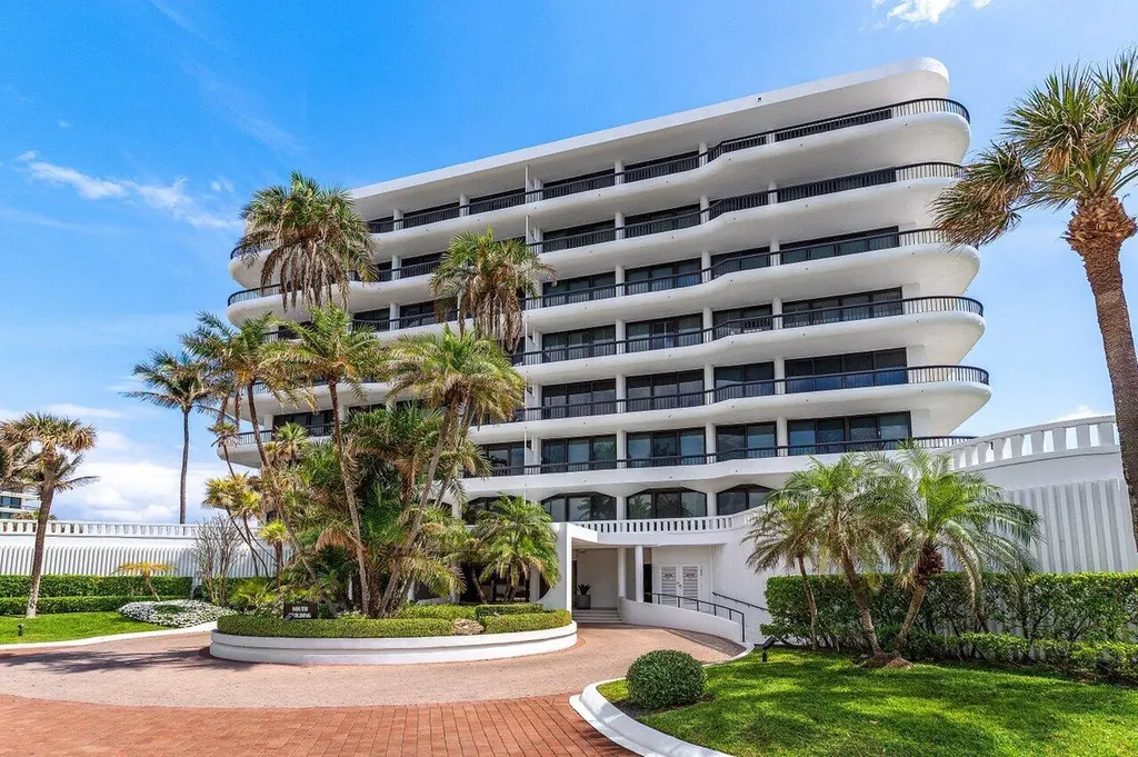 2660 S Ocean Boulevard Palm Beach FL 33480