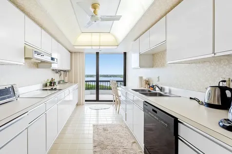 2660 S Ocean Boulevard Palm Beach FL 33480
