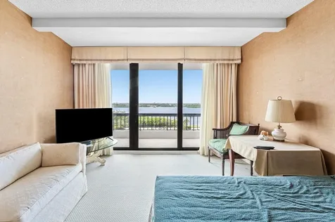 2660 S Ocean Boulevard Palm Beach FL 33480