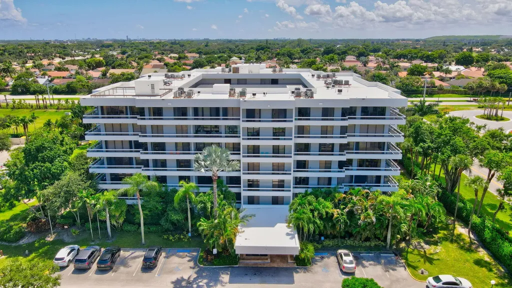 23200 Camino Del Mar Boca Raton FL 33433