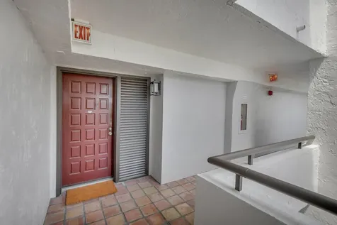 23200 Camino Del Mar Boca Raton FL 33433