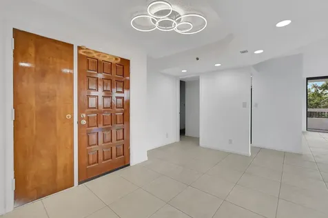 23200 Camino Del Mar Boca Raton FL 33433