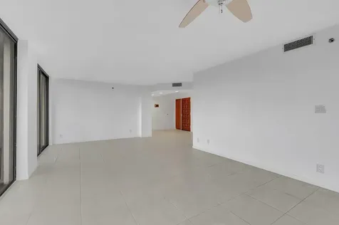 23200 Camino Del Mar Boca Raton FL 33433