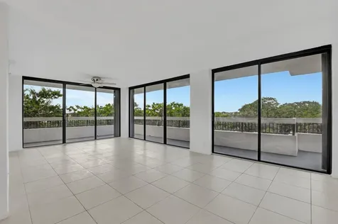 23200 Camino Del Mar Boca Raton FL 33433