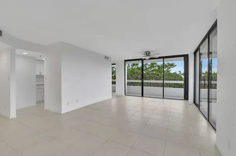 23200 Camino Del Mar Boca Raton FL 33433