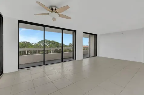 23200 Camino Del Mar Boca Raton FL 33433