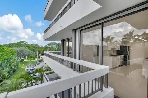 23200 Camino Del Mar Boca Raton FL 33433