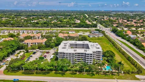 23200 Camino Del Mar Boca Raton FL 33433