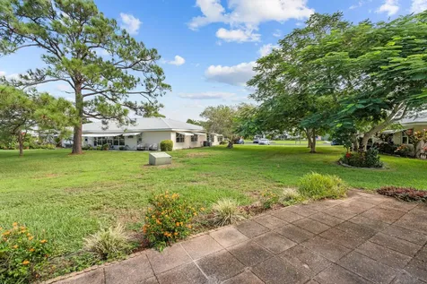 626 Pines Knoll Drive Fort Pierce FL 34982