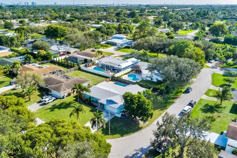 4244 Hyacinth Circle Palm Beach Gardens FL 33410