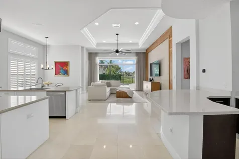 8198 Banpo Bridge Way Delray Beach FL 33446
