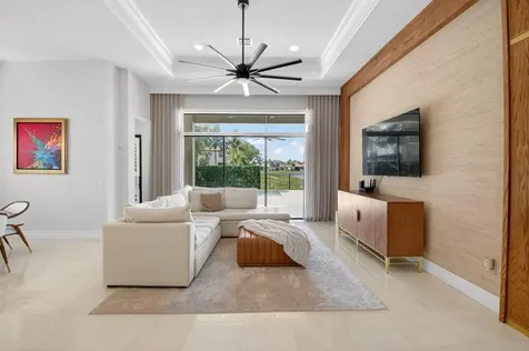 8198 Banpo Bridge Way Delray Beach FL 33446