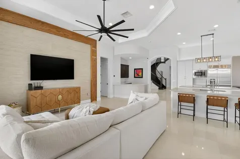 8198 Banpo Bridge Way Delray Beach FL 33446