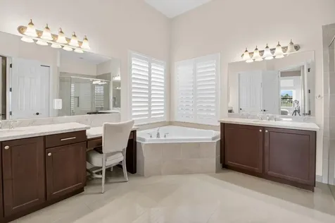 8198 Banpo Bridge Way Delray Beach FL 33446