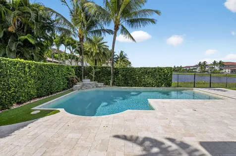 8198 Banpo Bridge Way Delray Beach FL 33446