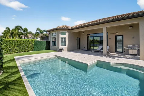 8198 Banpo Bridge Way Delray Beach FL 33446