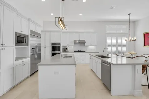 8198 Banpo Bridge Way Delray Beach FL 33446