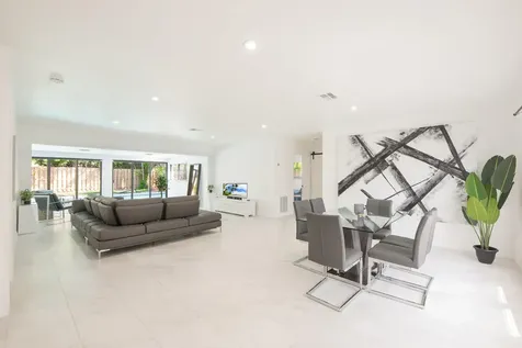 3000 NE 21st Terrace Fort Lauderdale FL 33306