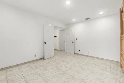 22640 Caravelle Circle Boca Raton FL 33433