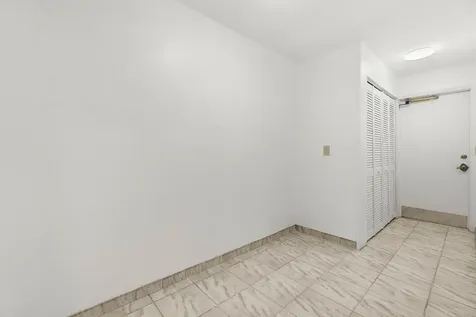 22640 Caravelle Circle Boca Raton FL 33433