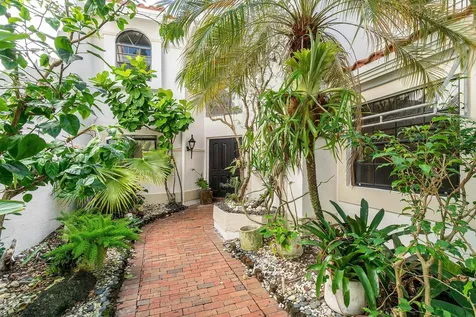 22640 Caravelle Circle Boca Raton FL 33433