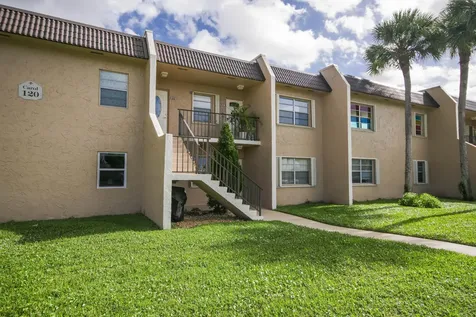 120 Lake Meryl Drive West Palm Beach FL 33411