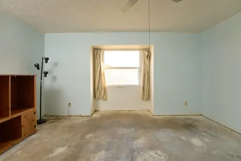 443 Sw Meadow Terrace Port Saint Lucie FL 34984