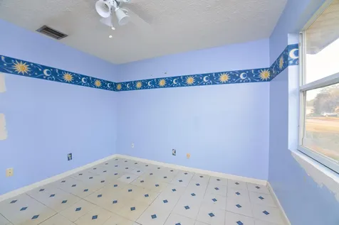 443 Sw Meadow Terrace Port Saint Lucie FL 34984