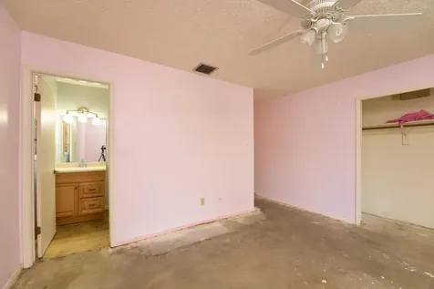 443 Sw Meadow Terrace Port Saint Lucie FL 34984